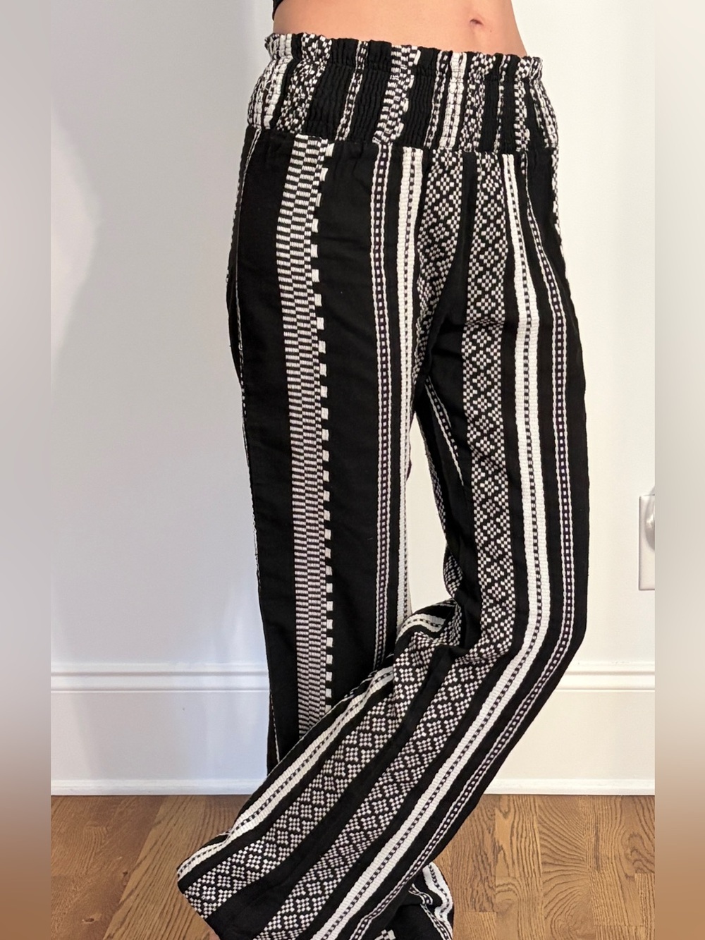 Elan Black & White Boho Wide Leg Pants, Elastic Waist, size XS